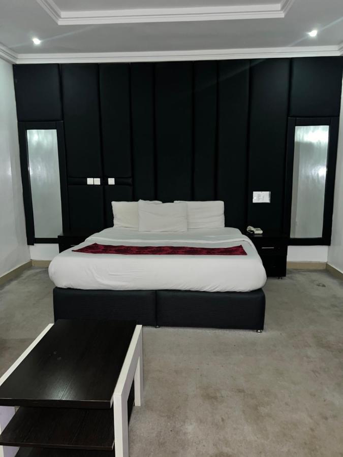 Grand Palazzo Hotel Gwarimpa 아부자 외부 사진