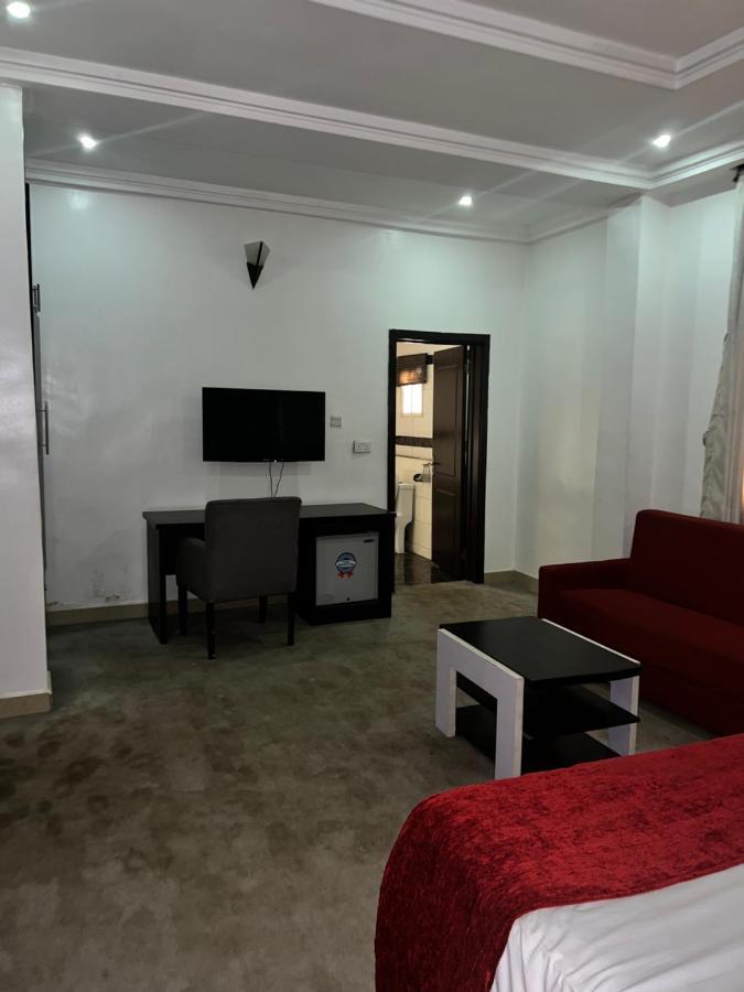 Grand Palazzo Hotel Gwarimpa 아부자 외부 사진