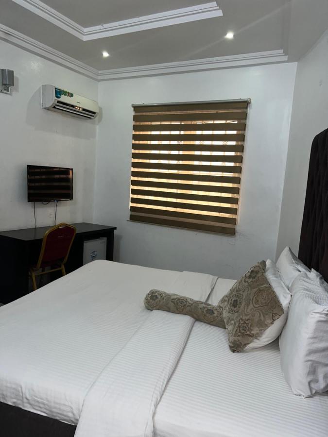 Grand Palazzo Hotel Gwarimpa 아부자 외부 사진