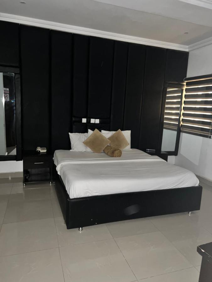 Grand Palazzo Hotel Gwarimpa 아부자 외부 사진