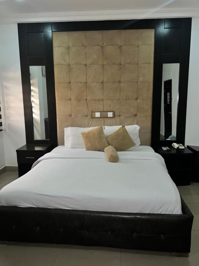 Grand Palazzo Hotel Gwarimpa 아부자 외부 사진